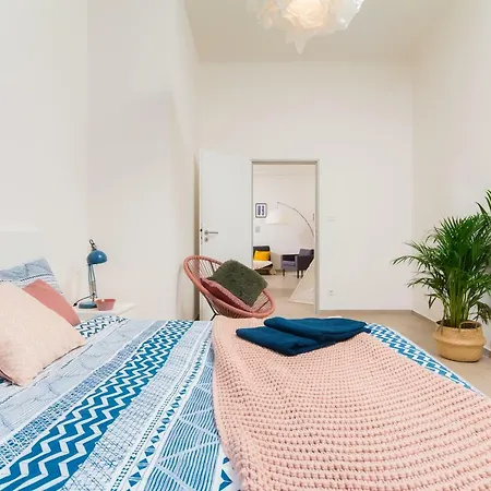 L.i.a S.r.o Aparthotel