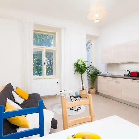 Aparthotel L.i.a S.r.o