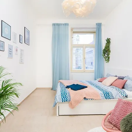 L.i.a S.r.o Aparthotel *
