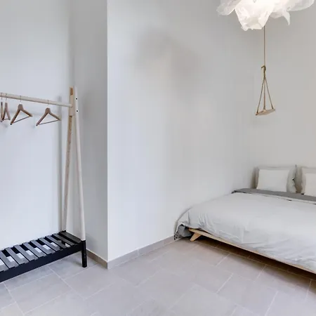 L.i.a S.r.o Apartmanhotel *