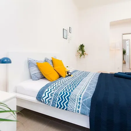 Apartmanhotel L.i.a S.r.o *
